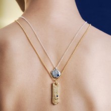 Talizman z przetopionych symboli przeszłości z kolekcji Orini