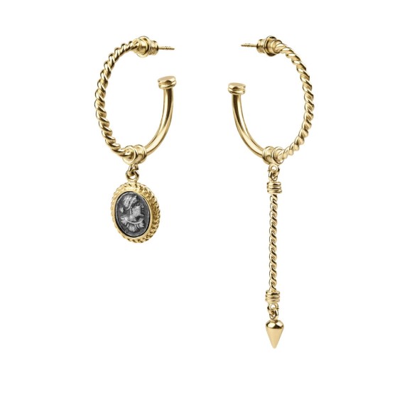 Asymetryczne, pozłacane kolczyki koła z kolekcji Semios