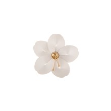 Biały pin w formie zawilca z kolekcji Plantis