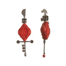 Wiszące asymetryczne kolczyki z kolekcji Gelato