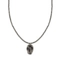 Ręcznie wykonany naszyjnik z hematytów z wisiorem w kształcie czaszki z kolekcji Revolt marki ORSKA biżuteria