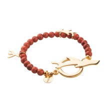 Bransoletka z korala ze złotymi zawieszkami z kolekcji Maris