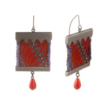 Ręcznie wyszywane kolczyki z kolekcji Peru