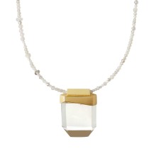 Naszyjnik z  transparentnym kryształem górskim z kolekcji Terra